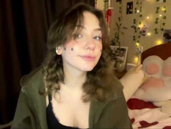siennablue — 在 bongacams 直播的网络摄像头模特
