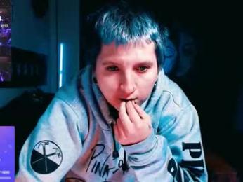 ftmblueyes — 在 chaturbate 直播的网络摄像头模特