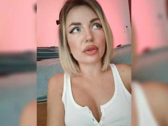 Minni____Mia — 在 bongacams 直播的网络摄像头模特