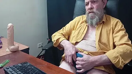 Uncle_Hottie — Stripchat stream photo (Apr 2026)