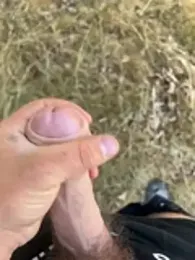 bien_dur23 — 在 stripchat 直播的网络摄像头模特