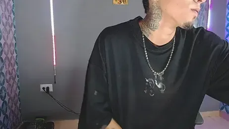 Liam_lee — 在 stripchat 直播的网络摄像头模特