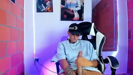 Liam_lee — 在 stripchat 直播的网络摄像头模特