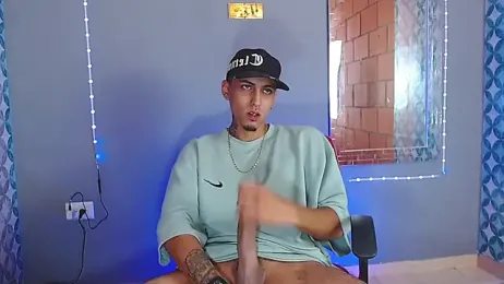 Liam_lee — 在 stripchat 直播的网络摄像头模特