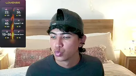 olly_jerez — 在 stripchat 直播的网络摄像头模特