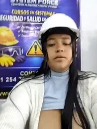 _Mia-Safety_Inspector — Stripchat stream photo (Apr 2026)