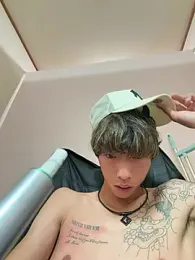 kshu420 — 在 stripchat 直播的网络摄像头模特