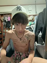 kshu420 — 在 stripchat 直播的网络摄像头模特