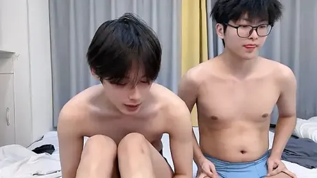 fangwei001 — 在 stripchat 直播的网络摄像头模特