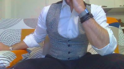 eros1981hot1 — 在 cam4 直播的网络摄像头模特