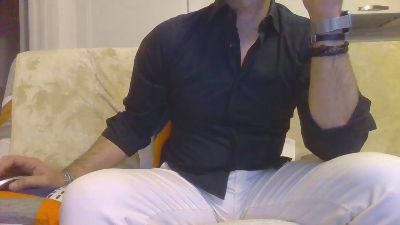 eros1981hot1 — Cam4 stream photo (Apr 2026)