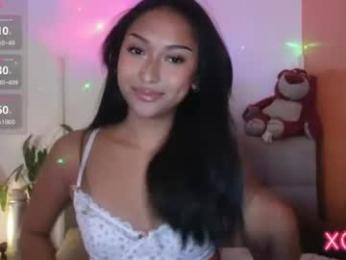 indiana_rouge — 在 chaturbate 直播的网络摄像头模特