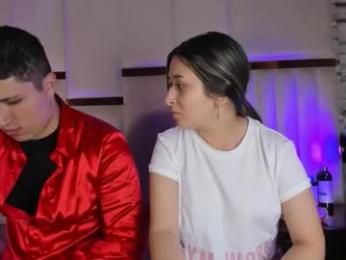 anlleloandangela — 在 chaturbate 直播的网络摄像头模特