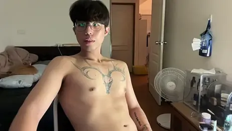 Uzii_310 — Stripchat stream photo (Sep 2026)