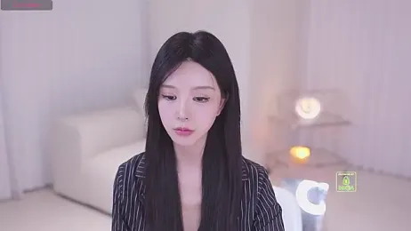 2Zoe — 在 stripchat 直播的网络摄像头模特