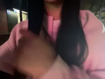 2Zoe — 在 stripchat 直播的网络摄像头模特