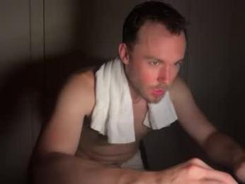 eeinla — Chaturbate stream photo (Apr 2026)