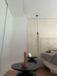 rossilaari — Stripchat stream photo (Sep 2026)