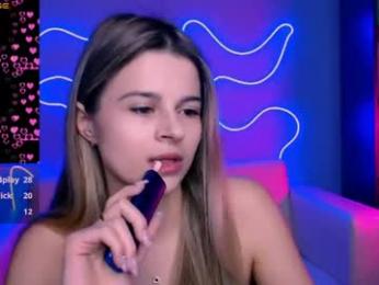 luckybabymeow — Chaturbate stream photo (Apr 2026)