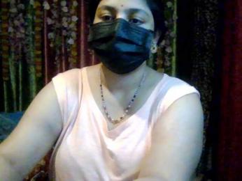 Naughtyladki — 在 bongacams 直播的网络摄像头模特