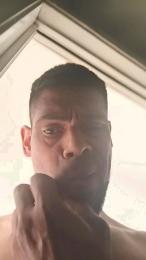 Carlosiq1 — 在 cam4 直播的网络摄像头模特