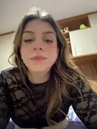 BarbieHotBrazil — 在 stripchat 直播的网络摄像头模特
