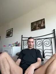 nick_subvyx — 在 stripchat 直播的网络摄像头模特