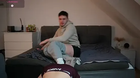 InnocentGuys — 在 stripchat 直播的网络摄像头模特