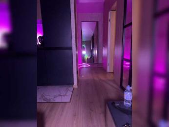 NickiMaldini — 在 bongacams 直播的网络摄像头模特