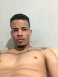 HenriquePhn — Stripchat stream photo (Feb 2026)