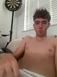 HugoJSK2005 — Stripchat stream photo (Sep 2026)