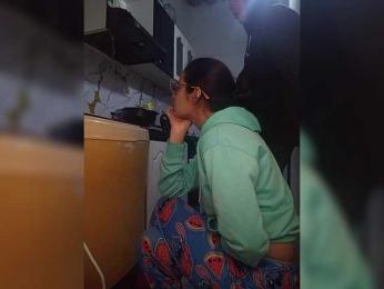 Kingofqueen23 — 在 bongacams 直播的网络摄像头模特