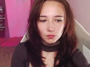 robin_yours — 在 chaturbate 直播的网络摄像头模特
