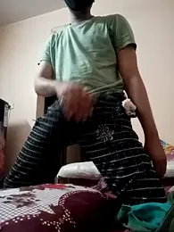 Hungry_vampire — Stripchat stream photo (May 2025)