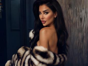 CassandraLeon — 在 livejasmin 直播的网络摄像头模特