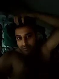 ITZ_GURU — Stripchat stream photo (May 2026)