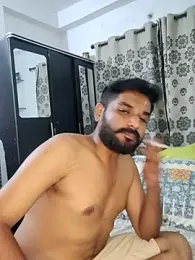 avi007p — 在 stripchat 直播的网络摄像头模特
