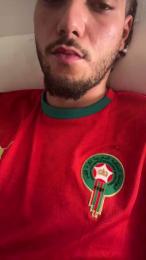 roma2220 — Cam4 stream photo (Nov 2025)