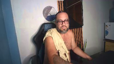 bearvzlat — Cam4 stream photo (Aug 2026)