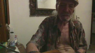 bolookin — Cam4 stream photo (Jun 2026)