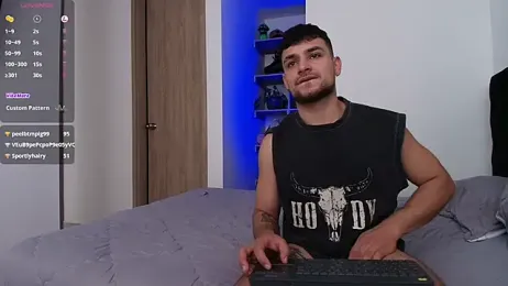 Two_sinzXX — Stripchat stream photo (Feb 2026)