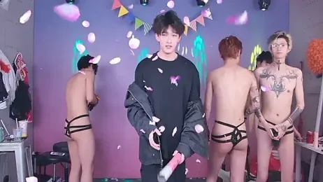 NTN-lucky — 在 stripchat 直播的网络摄像头模特