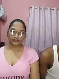 Sexycollegegirl063 — 在 stripchat 直播的网络摄像头模特