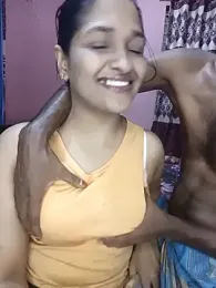 Sexycollegegirl063 — 在 stripchat 直播的网络摄像头模特