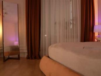 roxy_blue_eyed_ — chaturbate