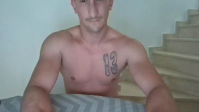 Moonandwolf — Cam4 stream photo (May 2026)