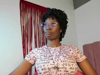 Tahira-20 — 在 bongacams 直播的网络摄像头模特