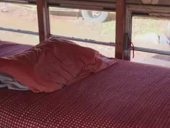 busbuddies — 在 chaturbate 直播的网络摄像头模特