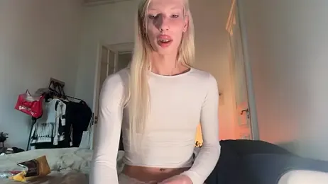 AliceSnowCatt — Stripchat stream photo (Sep 2026)