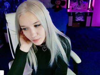 NaomiHita — 在 bongacams 直播的网络摄像头模特